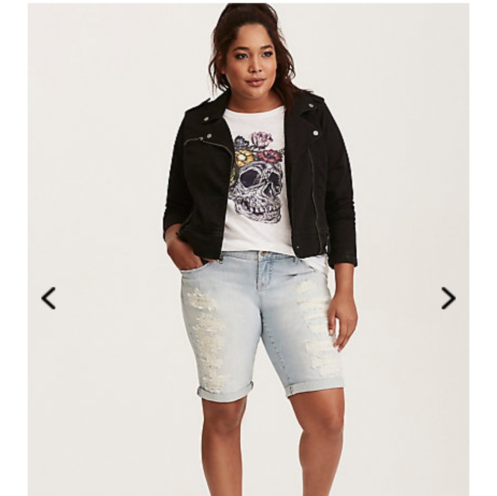 Ripped Shorts, Bermuda Length Plus Size